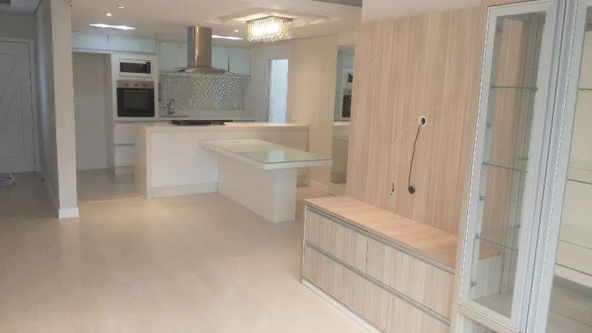 Córrego Grande, 3 quartos e 2 vagas de garagem.