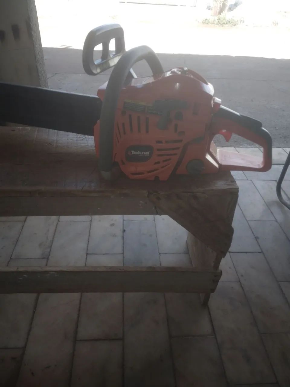 Motor serra usado como novo