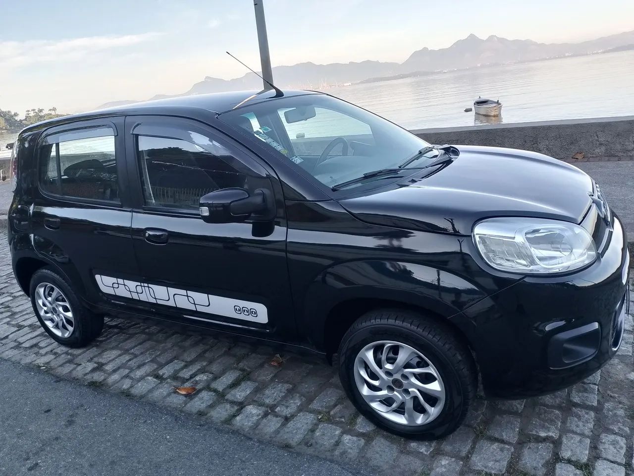 Fiat Uno Evolution 1.4 Fire Flex 8V 5P 2015 - Foto 3
