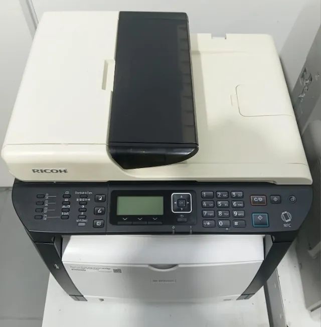 Impressora multifuncional Ricoh WI-FI 377 