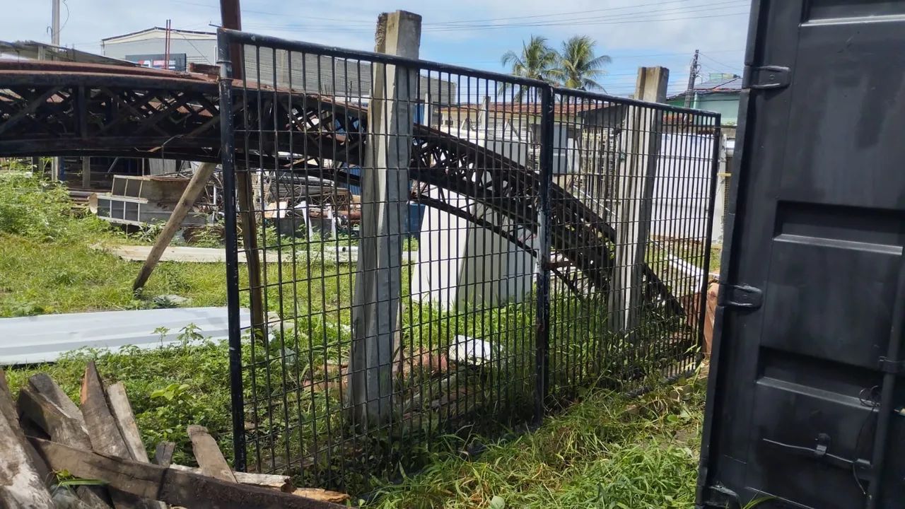 Portão de ferro