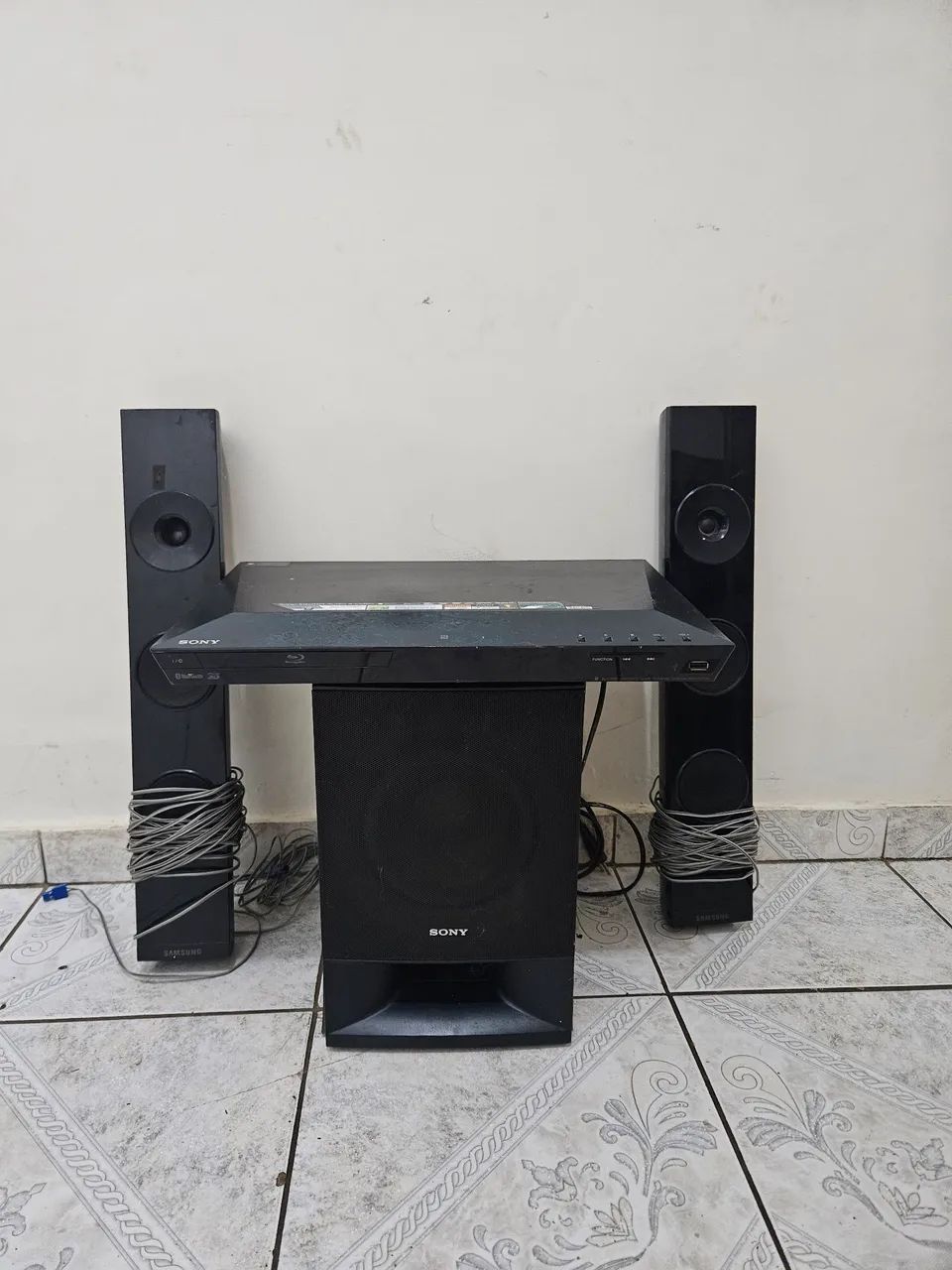 Sistema de Som 2.1