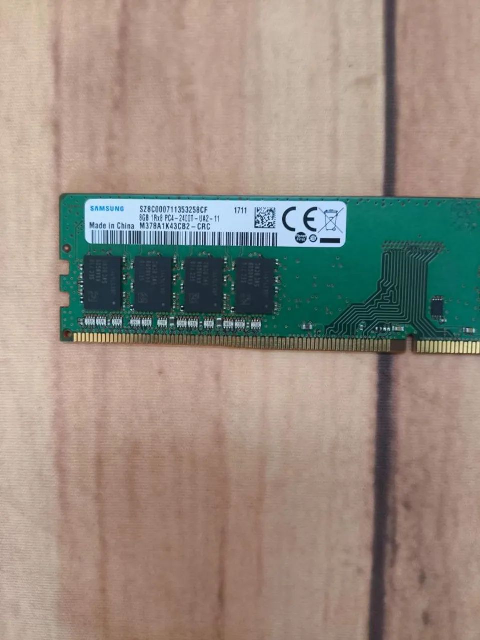 Memória Samsung 8GB DDR4 2400MHz Original para PC Desktop