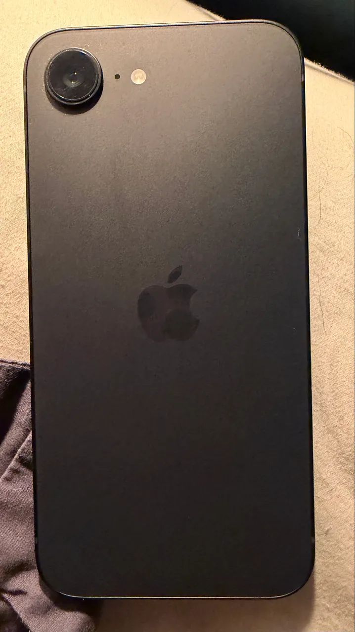 iPhone 16e - aceito troca