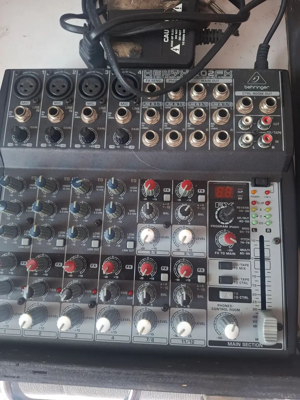 Mesa beringher 1202  - Foto 2