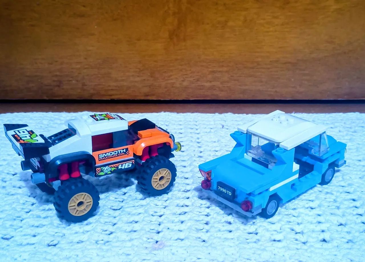 LEGO Stunt Truck e Harry Potter Ford Anglia - Foto 2