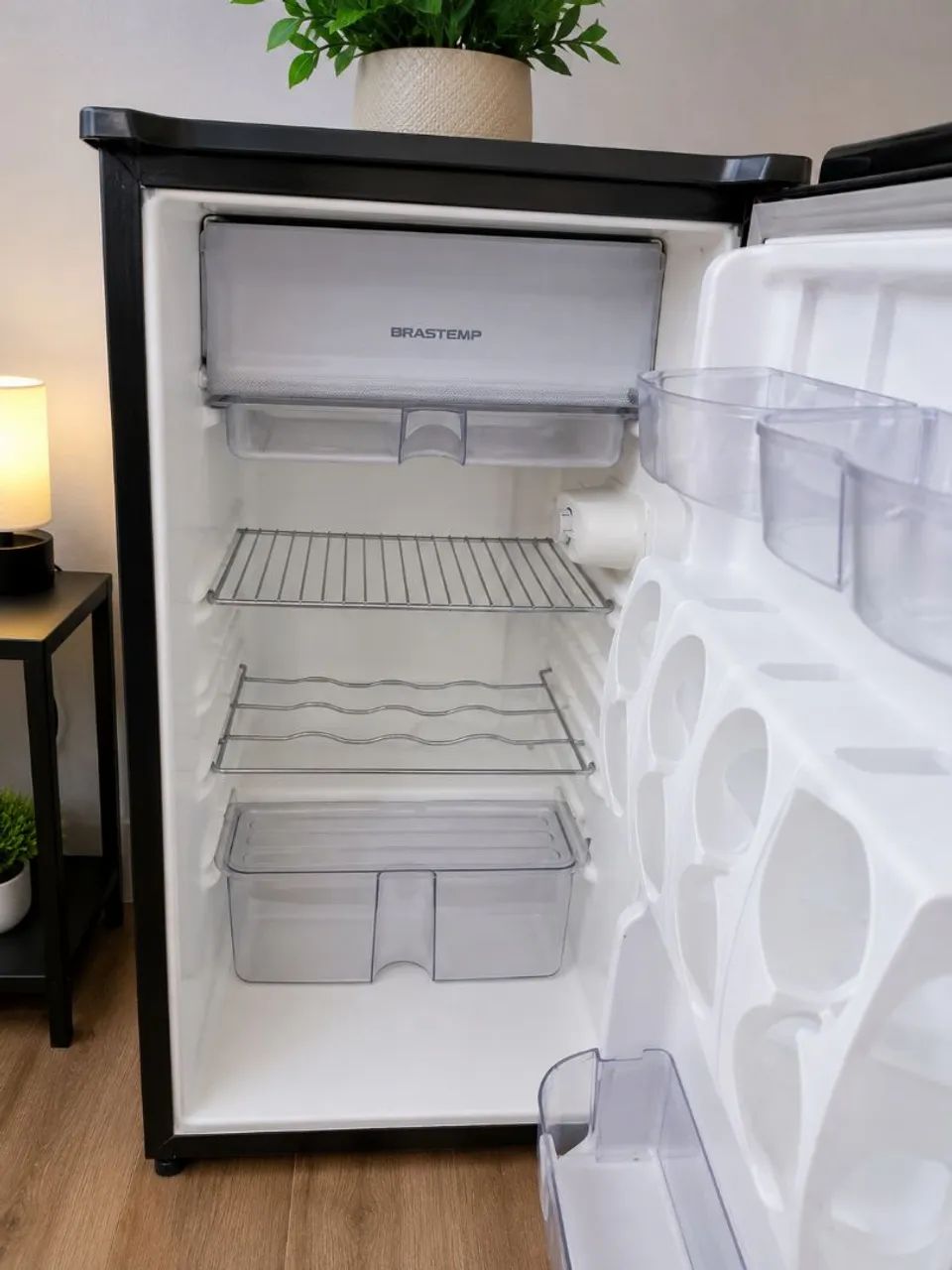 Geladeira Compacta Brastemp  - Foto 2