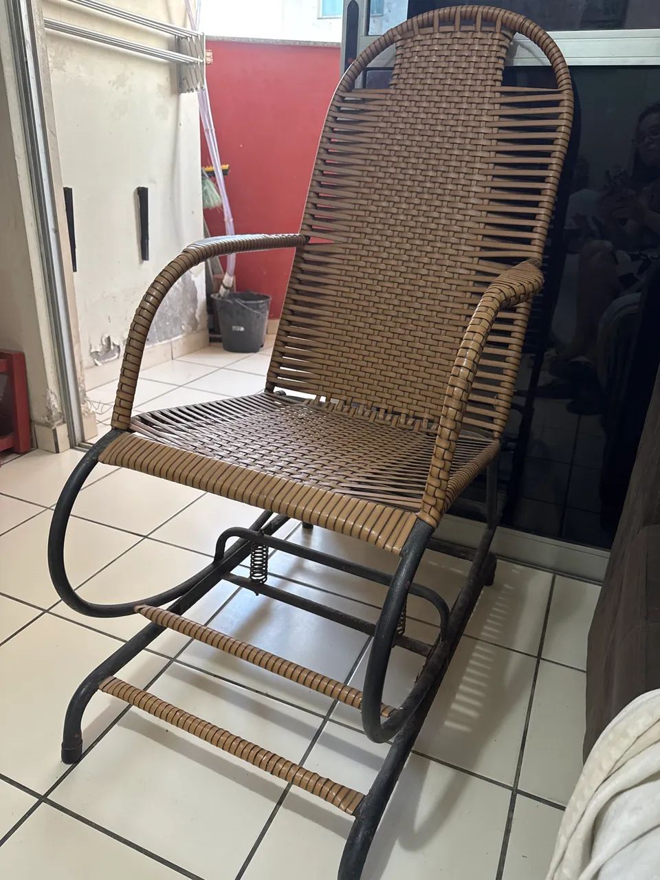 VENDO CADEIRA DE BALANÇO  - Foto 3