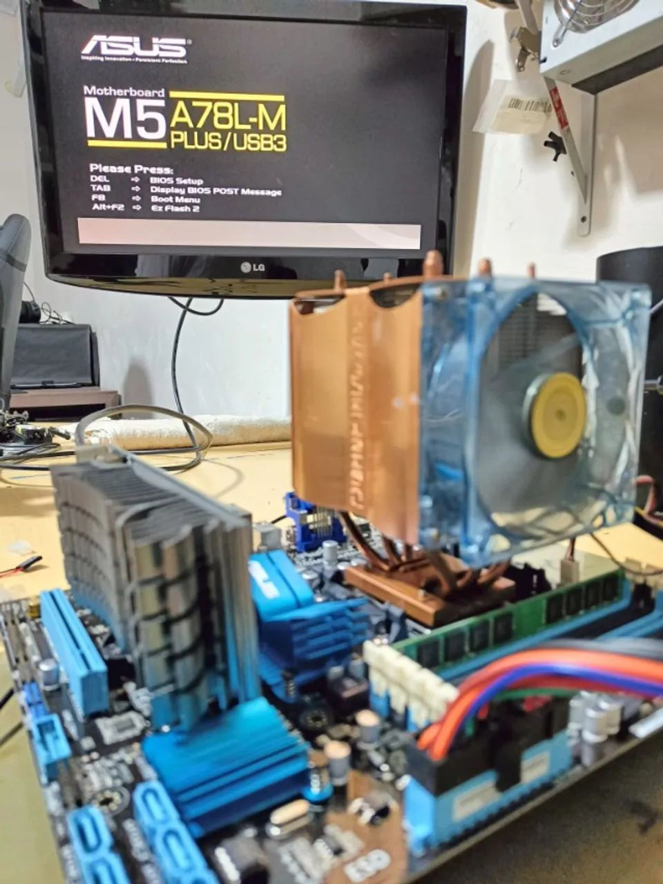 Placa Mãe AM3+ Asus M5A78L-M PLUS/USB3 (NOVA) - Foto 5