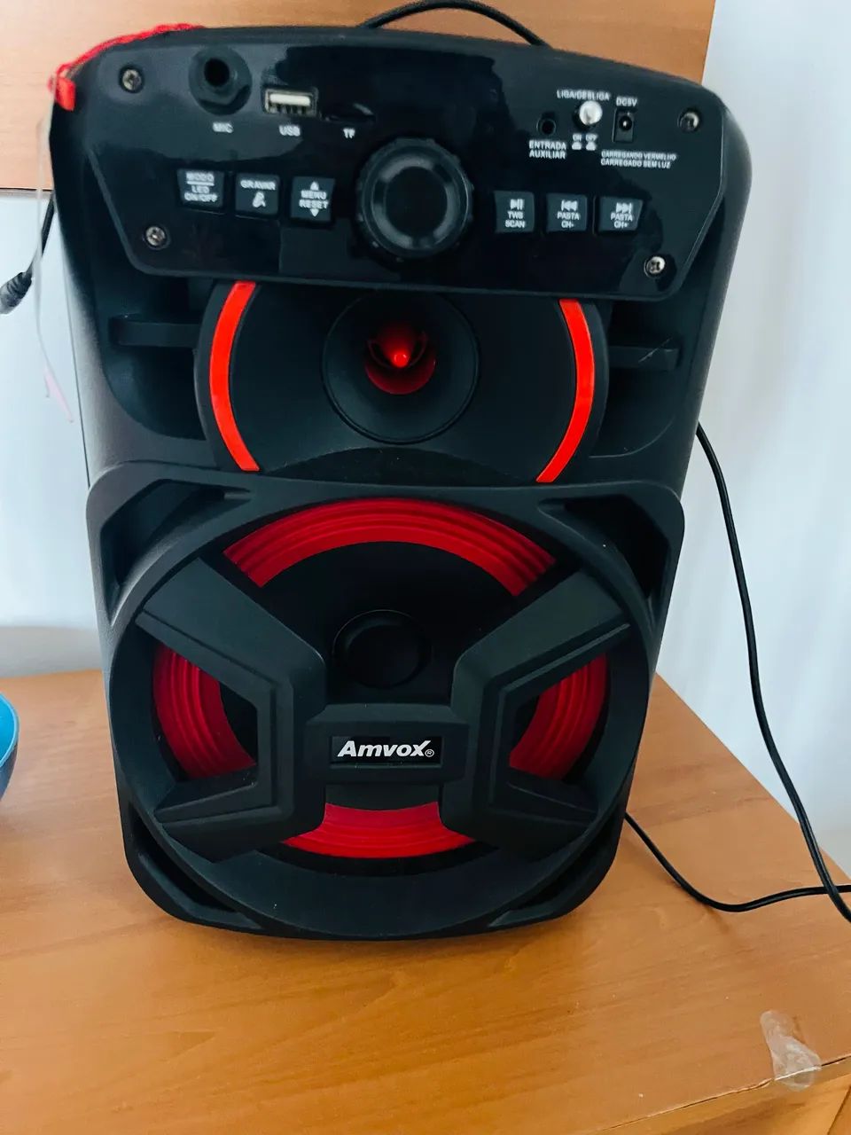 Vendo Caixa de som Amvox