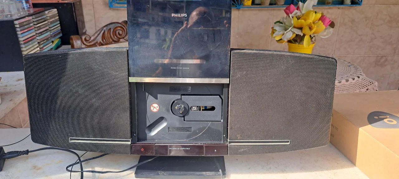 Micro System  phillips  parado mcm233 120,00