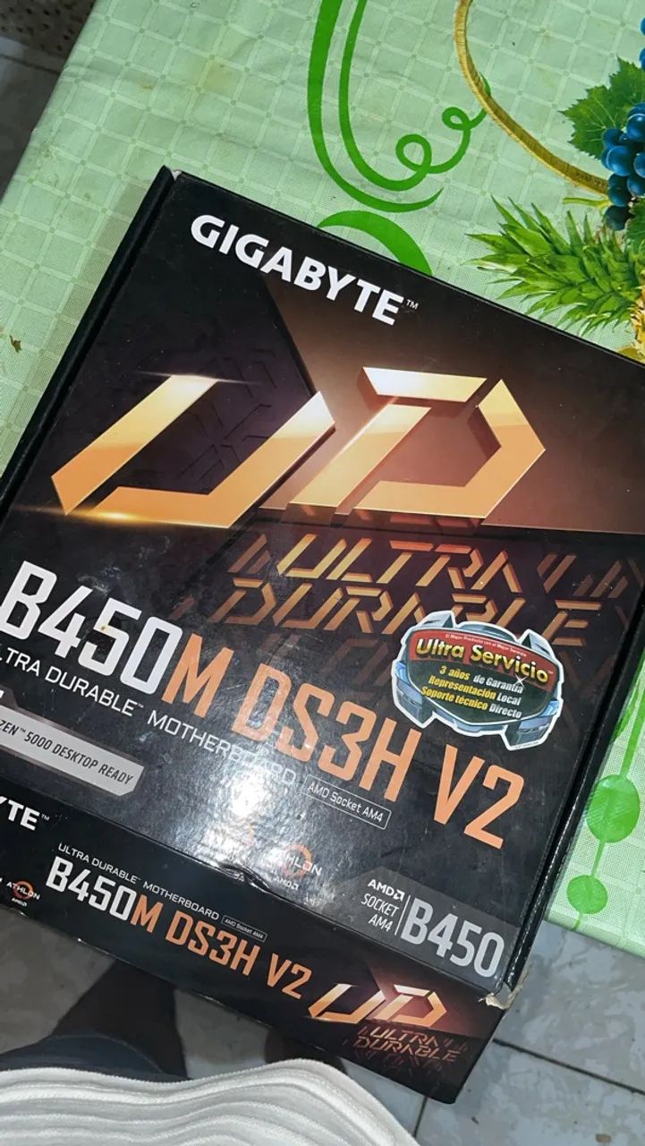 PLACA MAE GIGABYTE