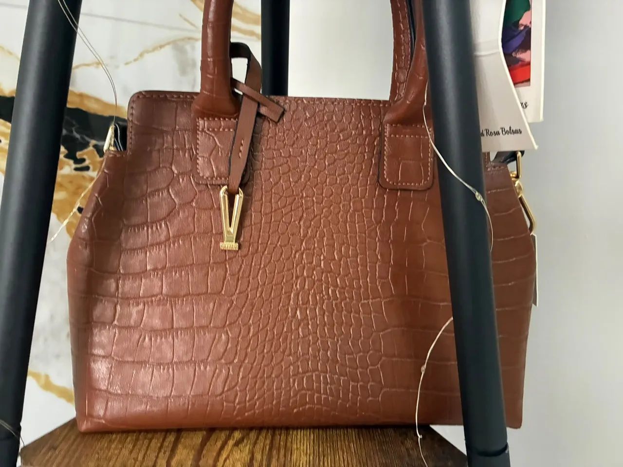 BOLSA DE COURO NOVA