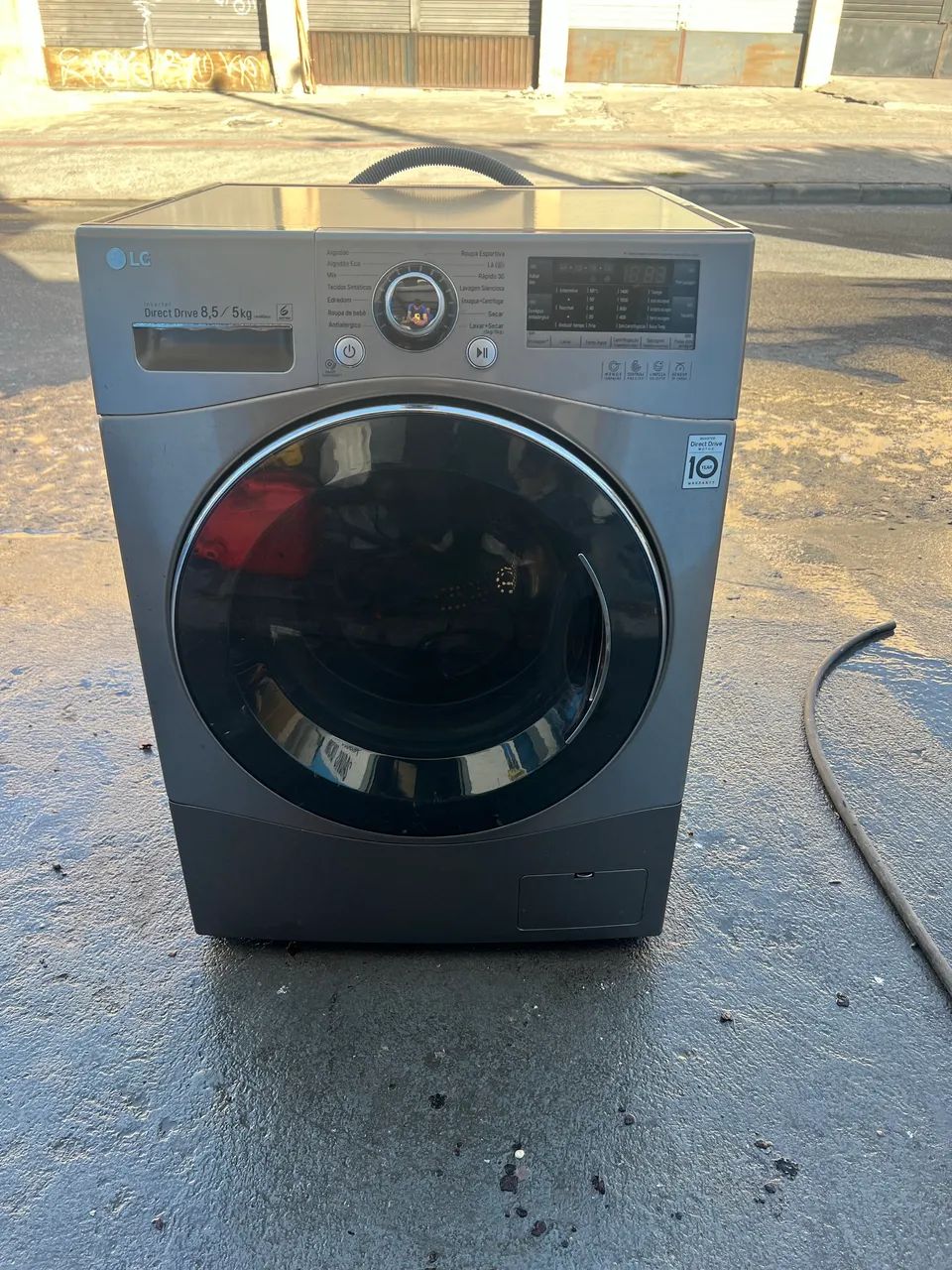Lava e seca LG 8,5 semi nova 