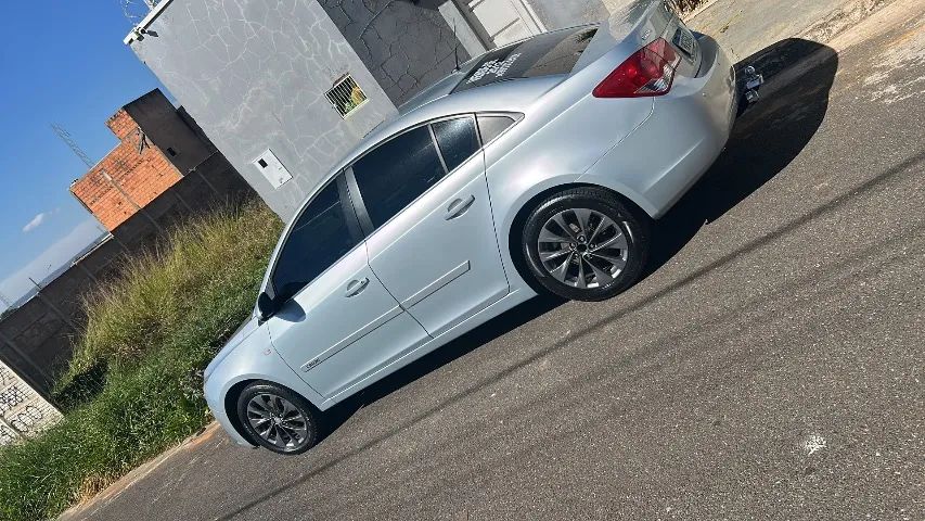 Chevrolet Cruze CRUZE LT 1.8 16V FlexPower 4p Aut. 2012
