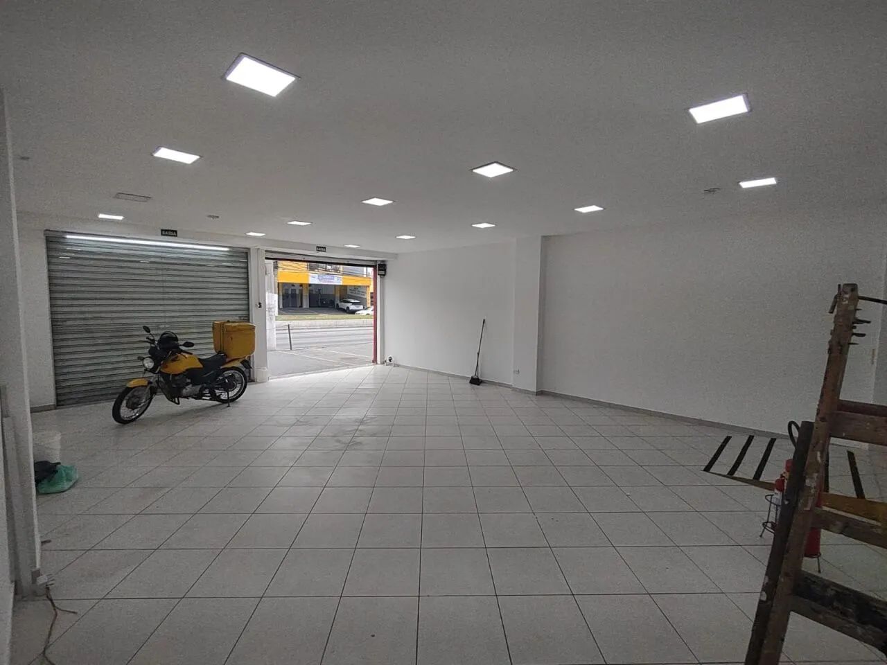 Salão Comercial na avenida excelente ponto - Foto 5