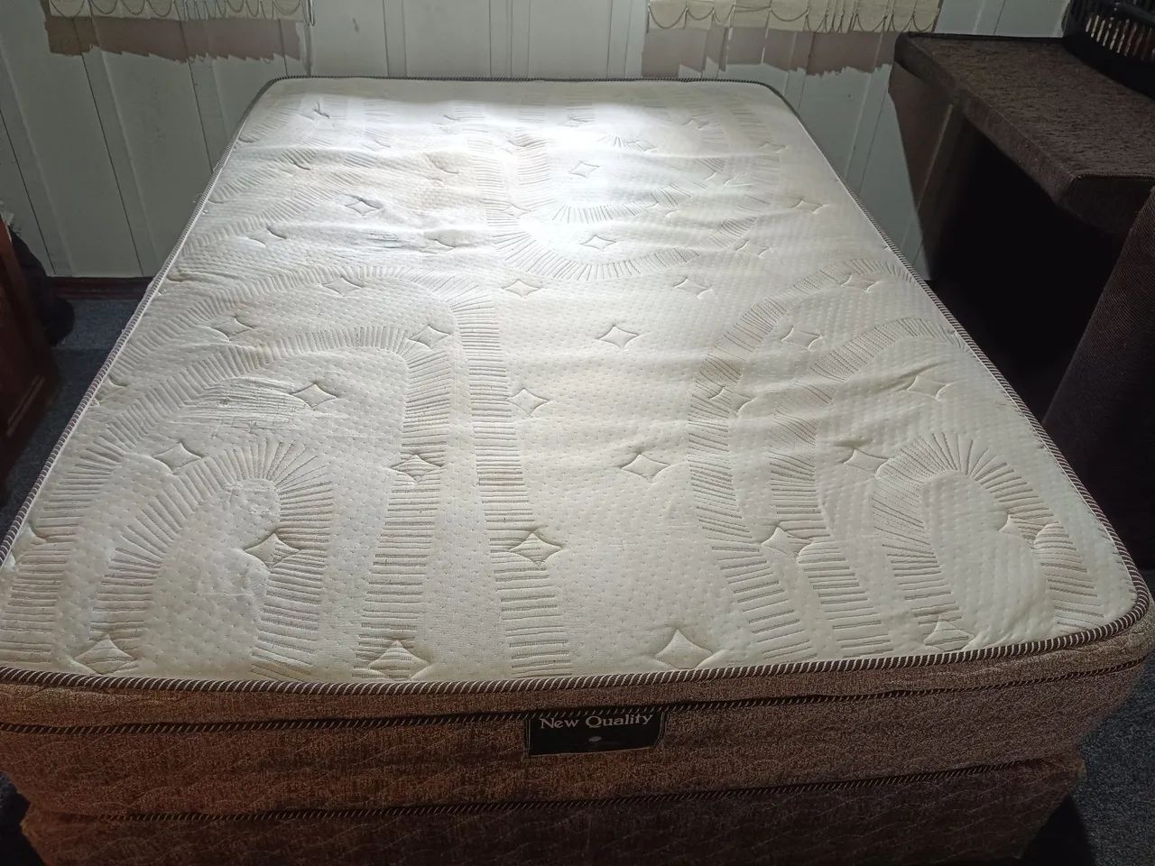 CAMA QUEEN 