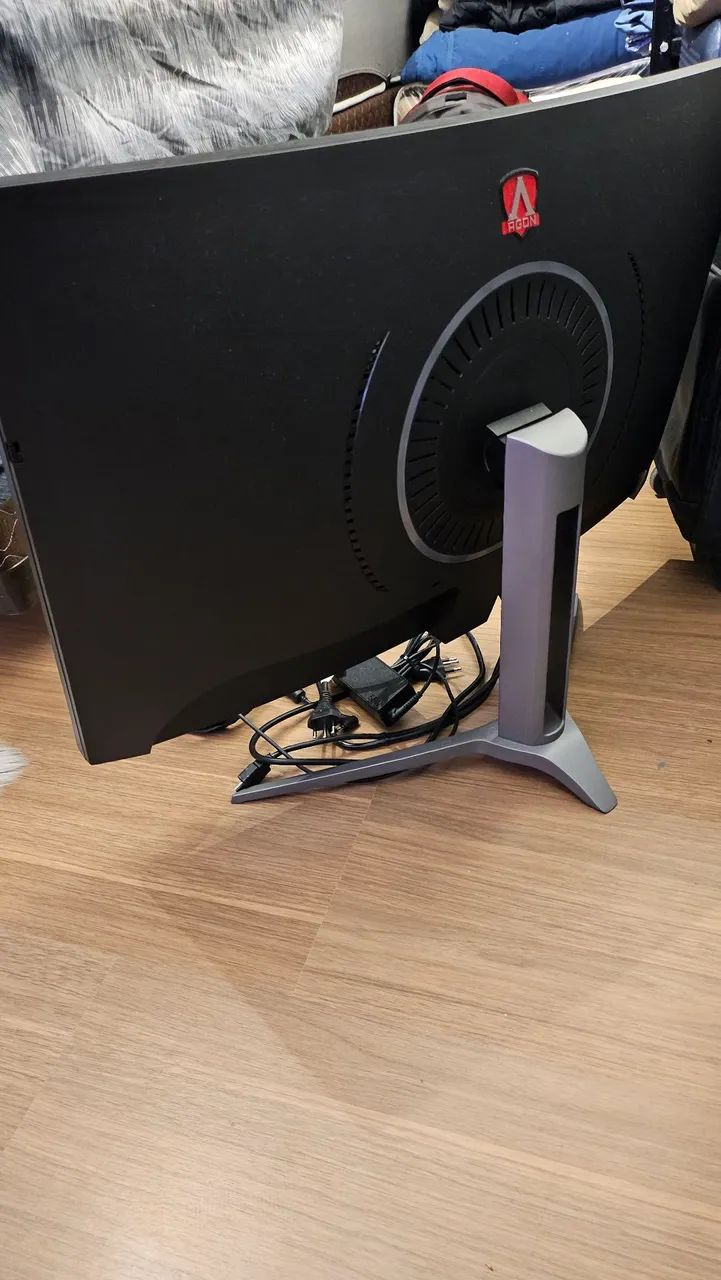 Monitor Gamer AOC Curvo