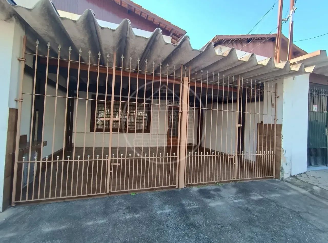 Sobrado à venda no Campo Grande