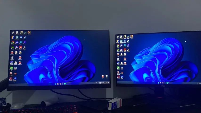 2 monitores AOC 24p 200hz IPS e 75hz IPS - Foto 2