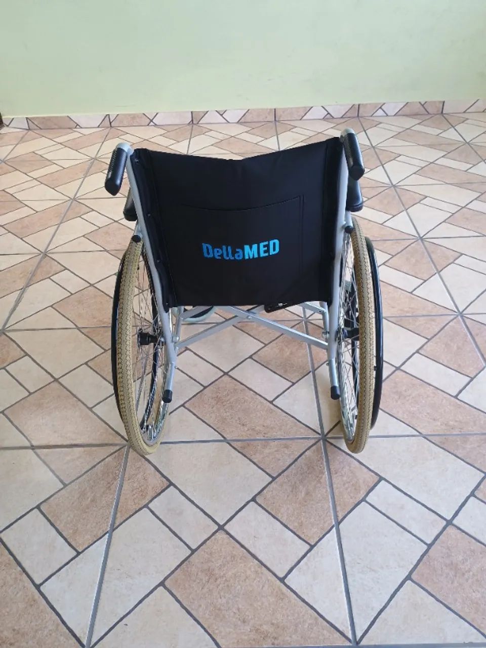 Cadeira de rodas  - Foto 2