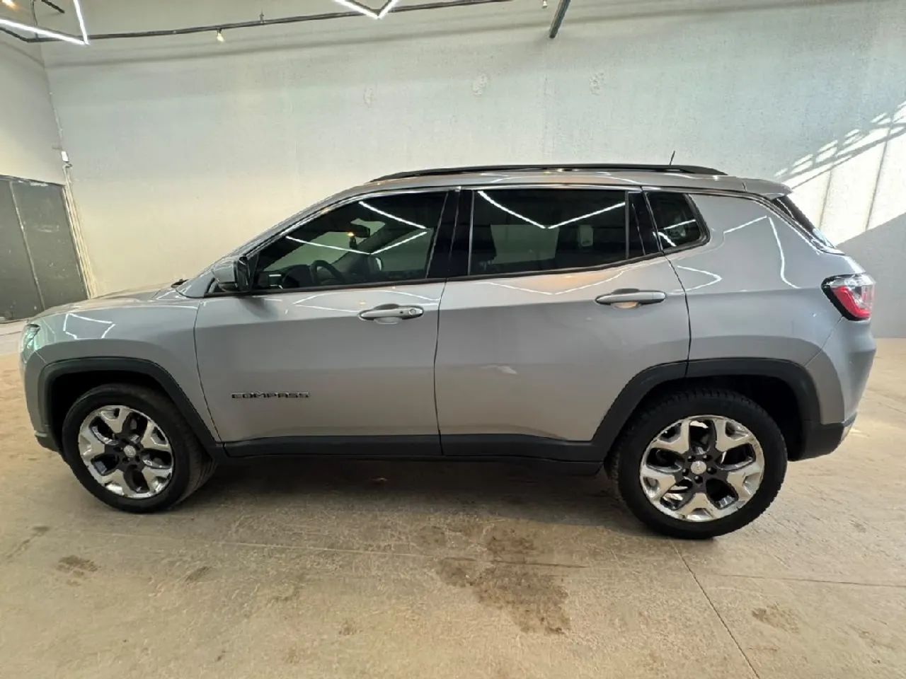 Jeep Compass Longitude 2.0 4X2 Flex 16V Aut. 2019 - Foto 5
