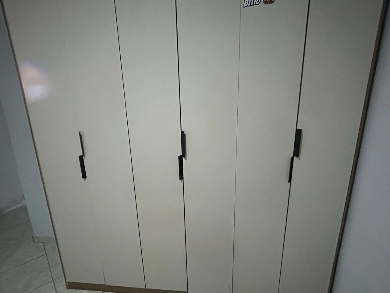 Guarda Roupa 6 Portas