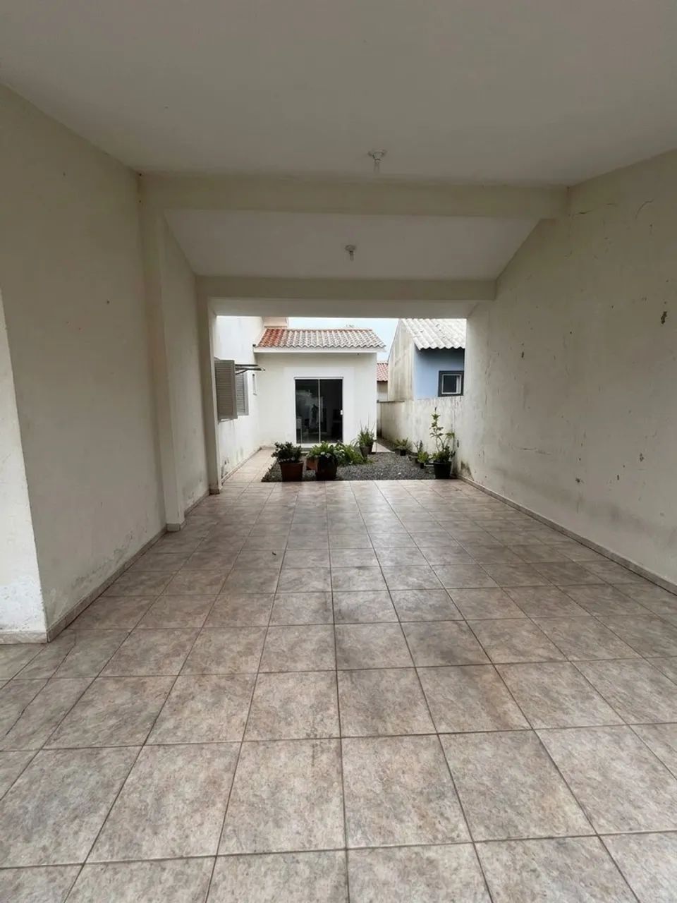 ALUGA-SE CASA AMPLA - MORRO DAS PEDRAS  - Foto 3