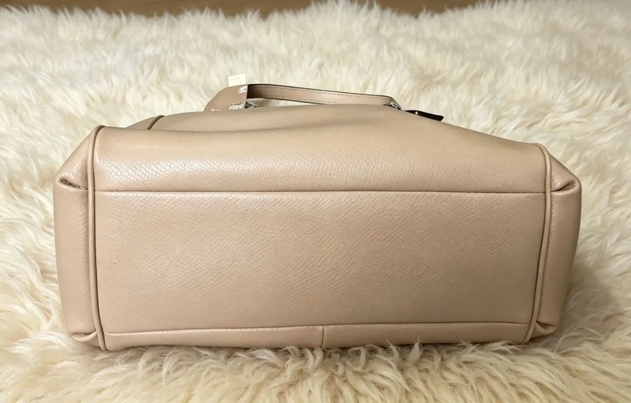 Linda bolsa coach original na cor bege  - Foto 3
