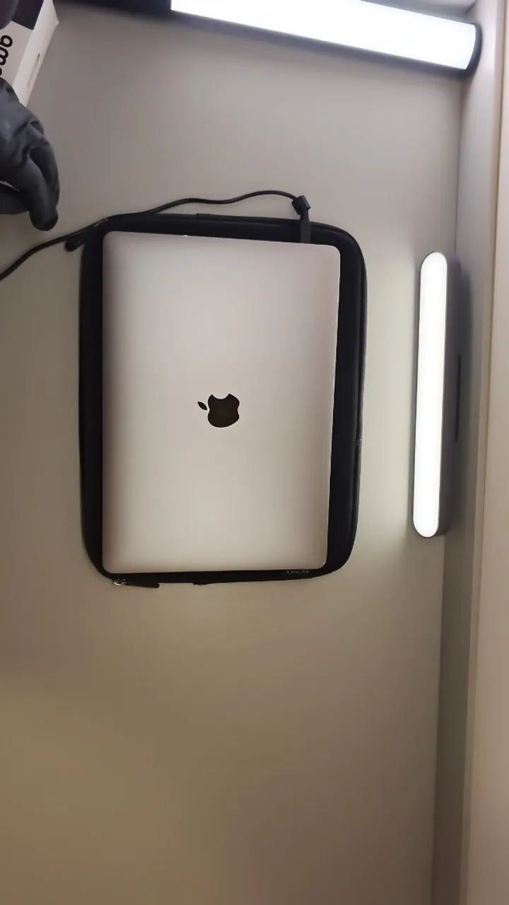 MacBook Pro 13 M1 2020 8GB Touch Bar Cinza Espacial