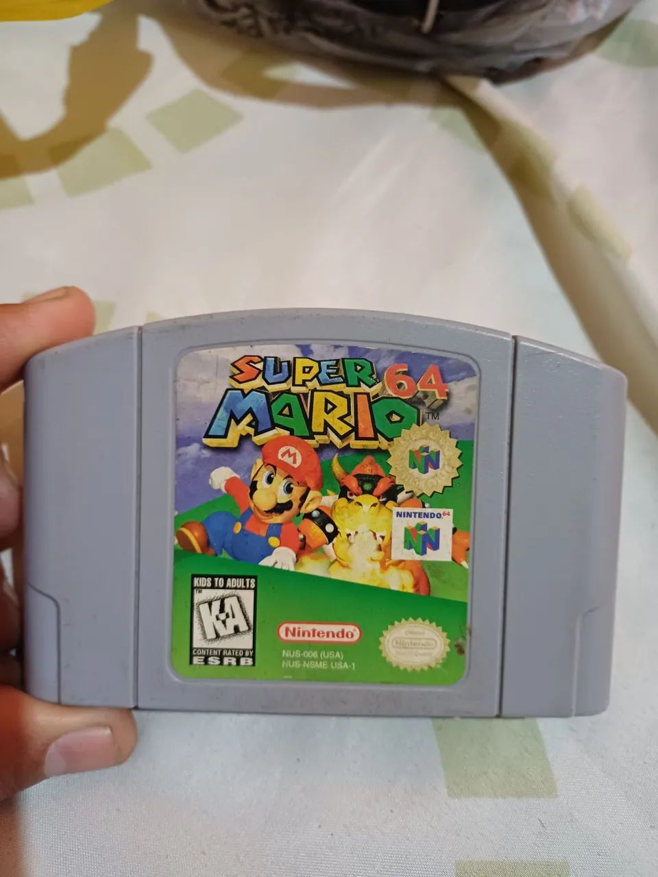 Mario 64 original salvando 