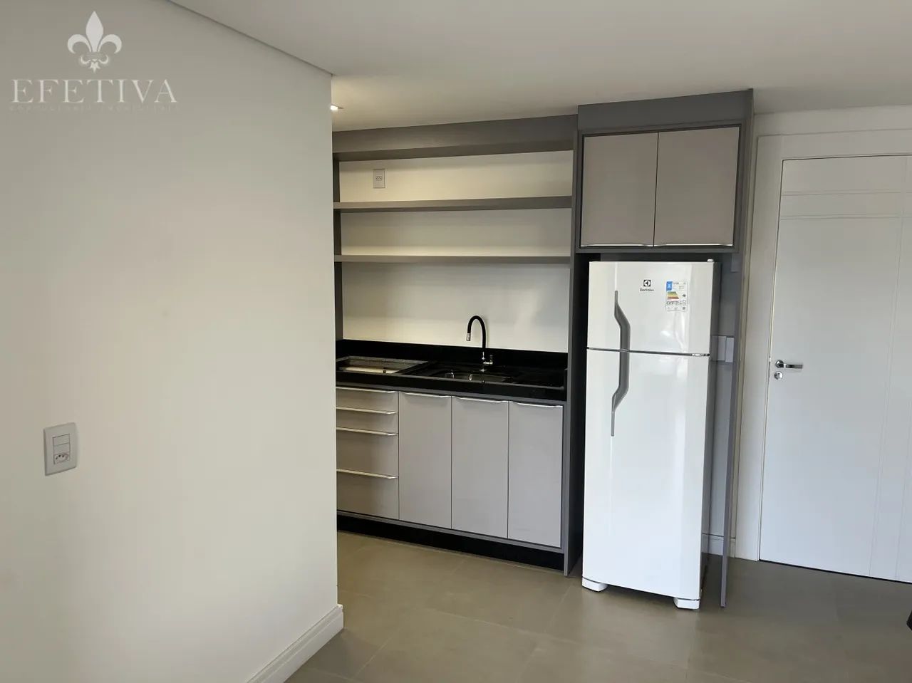 LOFT MOBILIADO, PRÓXIMO AO CENTRO DA CIDADE. - Foto 5