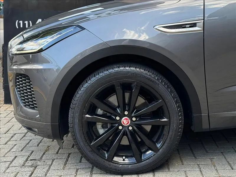 Jaguar E-Pace R-dynamic S 2.0 AWD 249cv Aut. 2019 - Foto 3