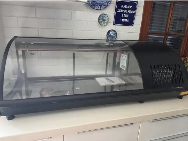 Vitrine refrigerada Gelopar GRVB-120cm - 110V