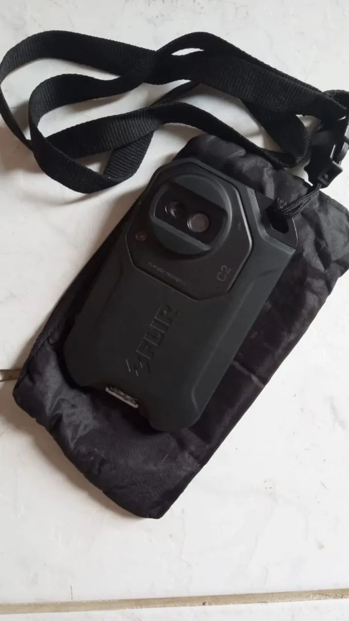 câmera térmica FLIR C2