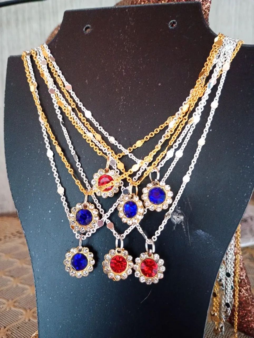 Colares, brincos e pulseiras  - Foto 2