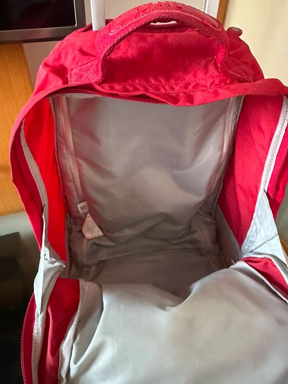 Mochila Kipling vermelha 