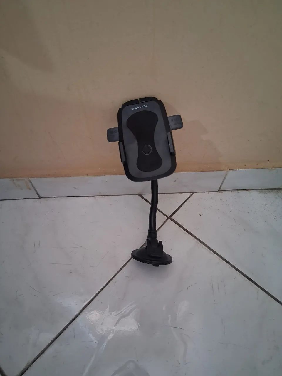 Suporte para celular tomate semi novo - Foto 3