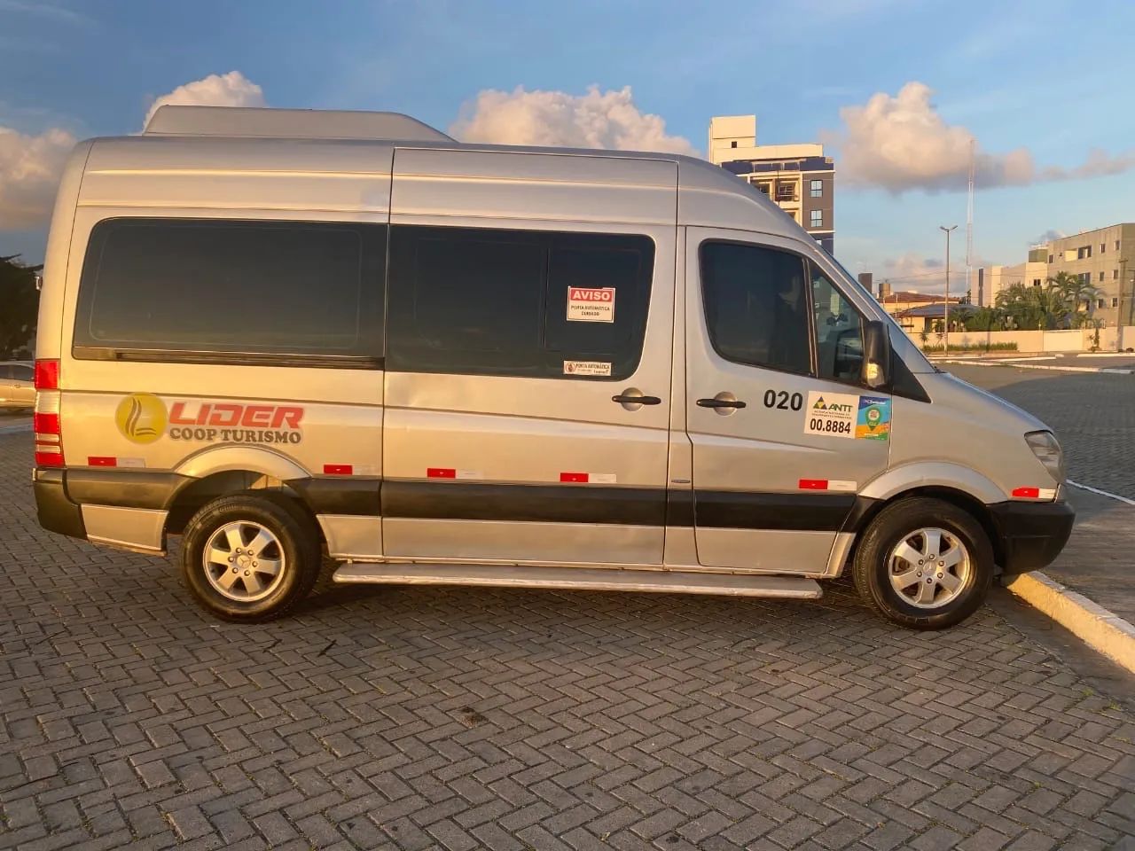 Van Splinter na promoção para vender valor 130.000 - Foto 3