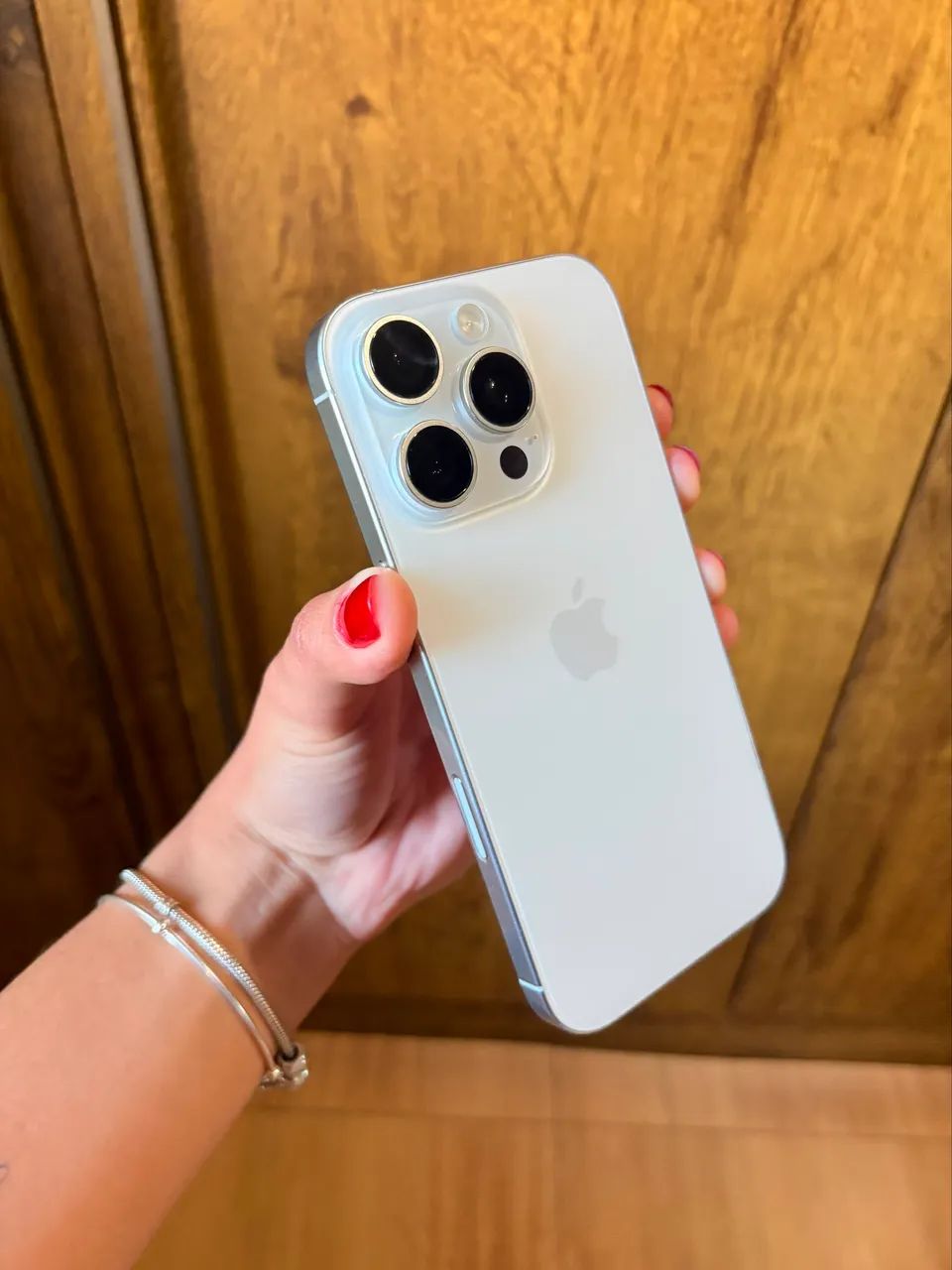 iPhone 16 Pro 128GB Branco/Gelo | 89% Bateria | Impecável | Caixa - Foto 2
