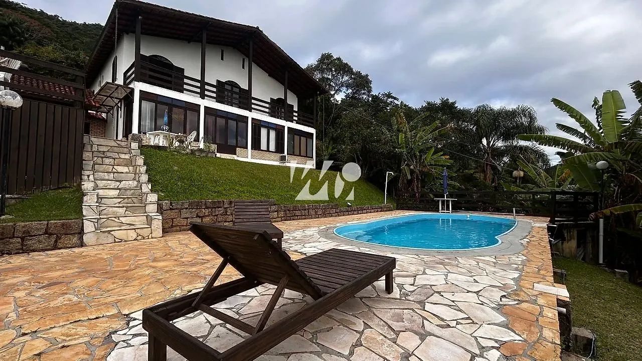 Casa 6 Quartos com 6 Suítes e 374m² - Santo Antônio de Lisboa - imv