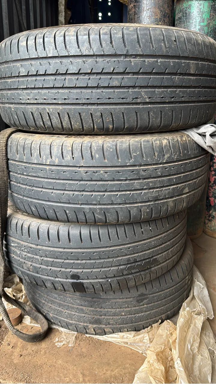 Vendo 4 pneus 255/55 Z R18 - Foto 2