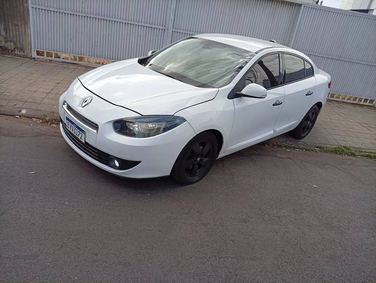 Renault Fluence FLUENCE Sed. Dynamique 2.0 16V FLEX Mec. 2013