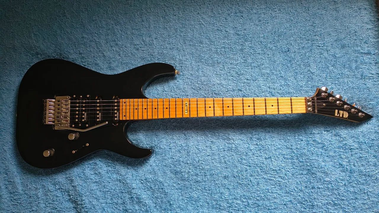 Guitarra Esp LTD MH53 Com Upgrades Top Só HOJE PROMOÇÃO - Foto 2