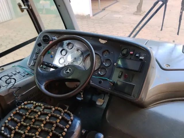 MICRO ONIBUS MERCEDES BENS 915 ANO 2011/2012 35 LUGARES - Foto 5