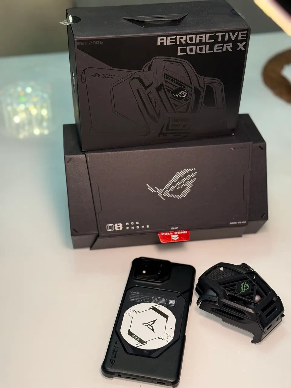 Asus Rog Phone 8 Pro + AeroActive Cooler X 16/512 - Periféricos e