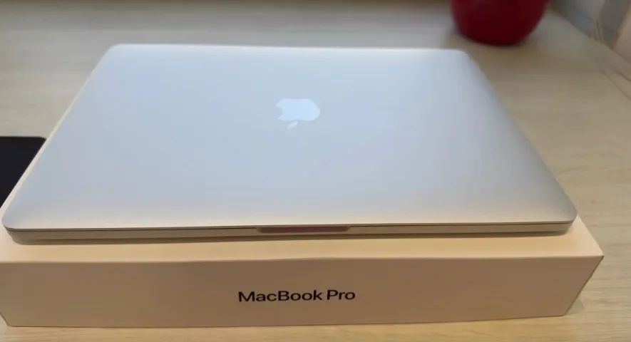 MacBook Pro 13" 2019 - i5, 8GB, SSD 256GB - Impecável - Foto 2