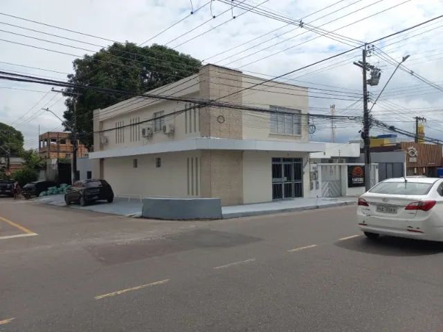 Alugo prédio comercial de esquina, Adrianópolis, Manaus/AM.