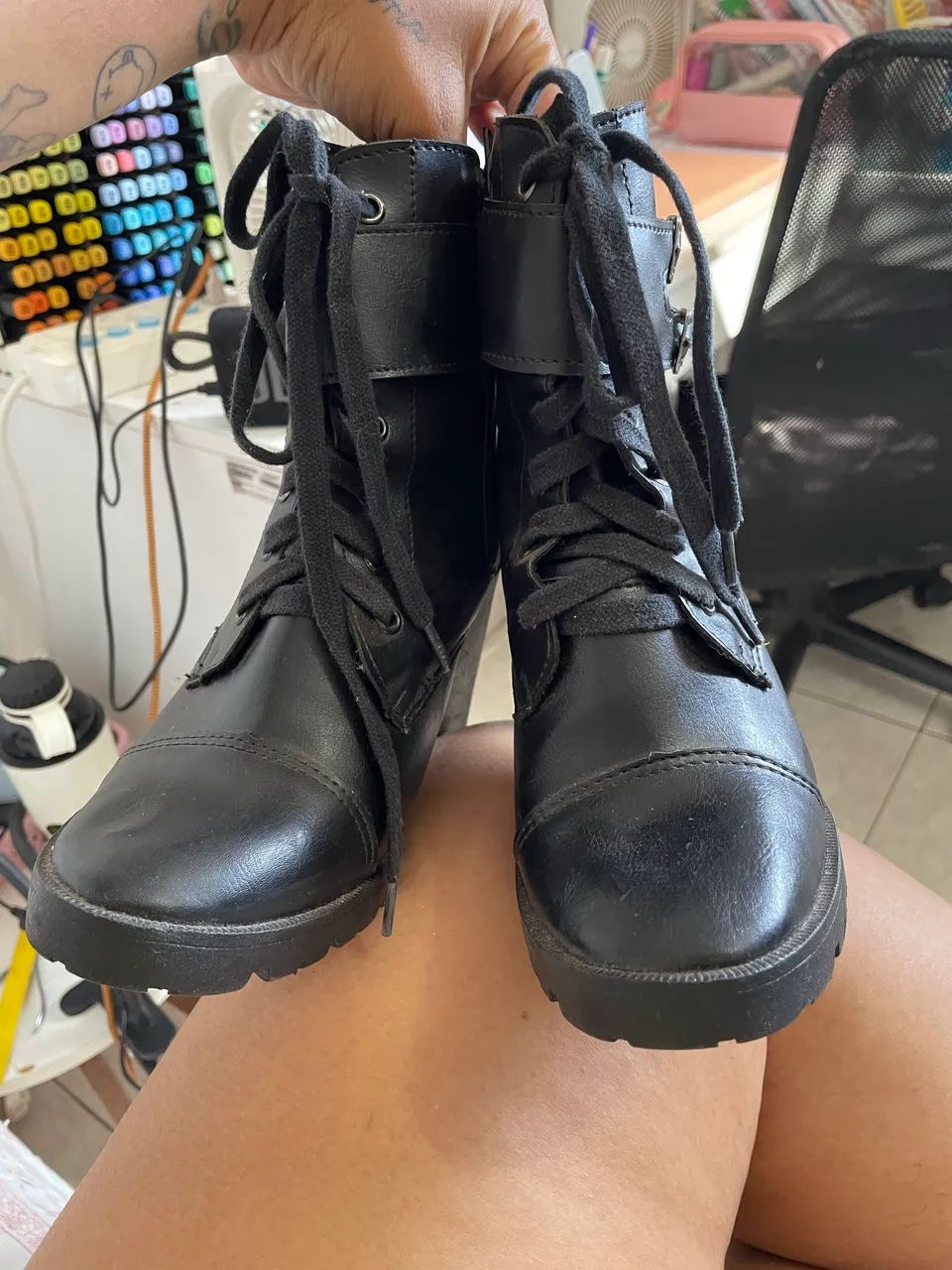 Vendo Bota tamanho 38  - Foto 5