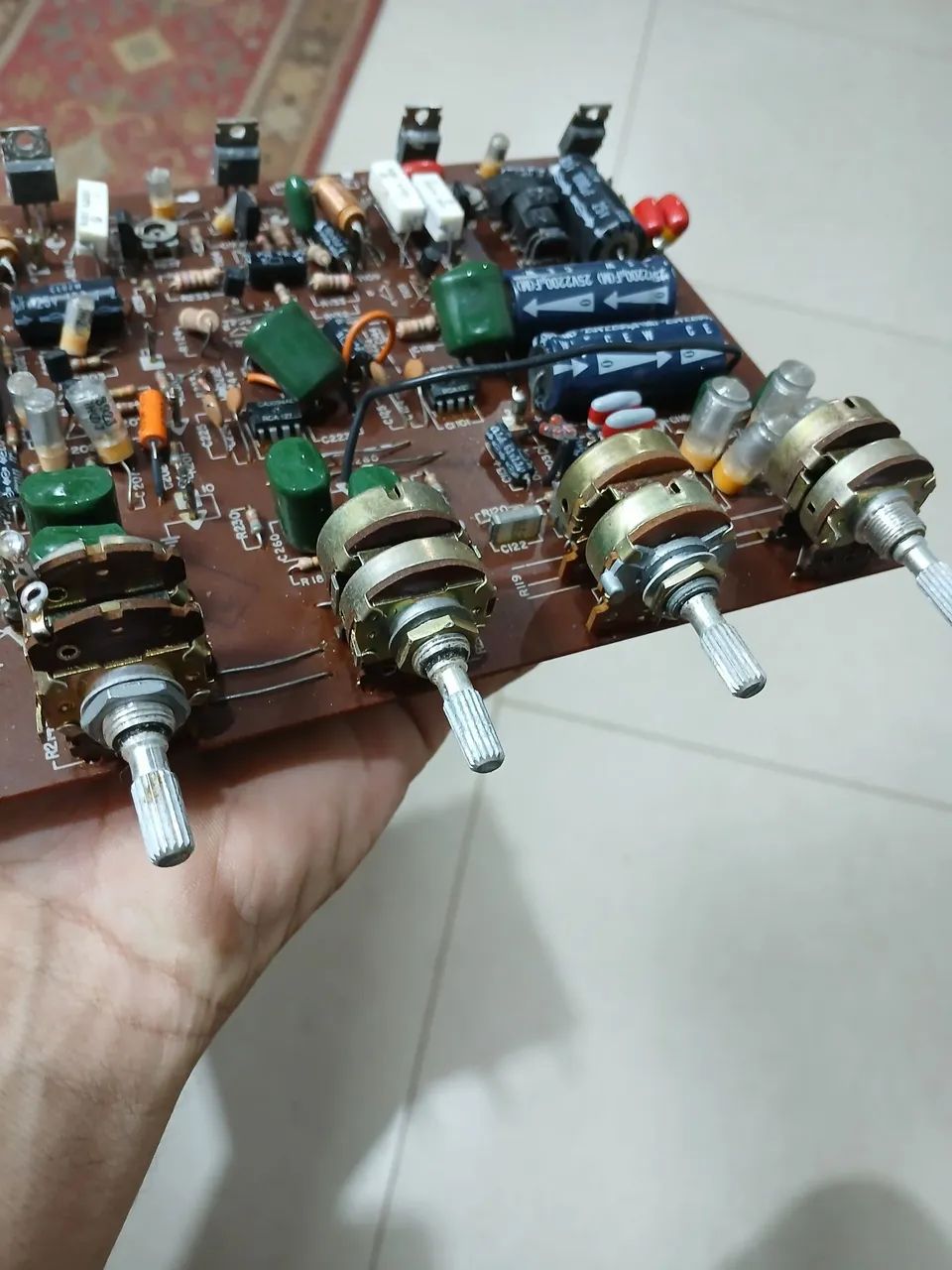 Receiver Gradiente S96 ( placa de saída) leia a descrição  - Foto 3